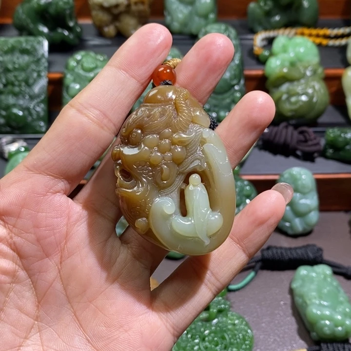 未镶嵌和田玉挂件