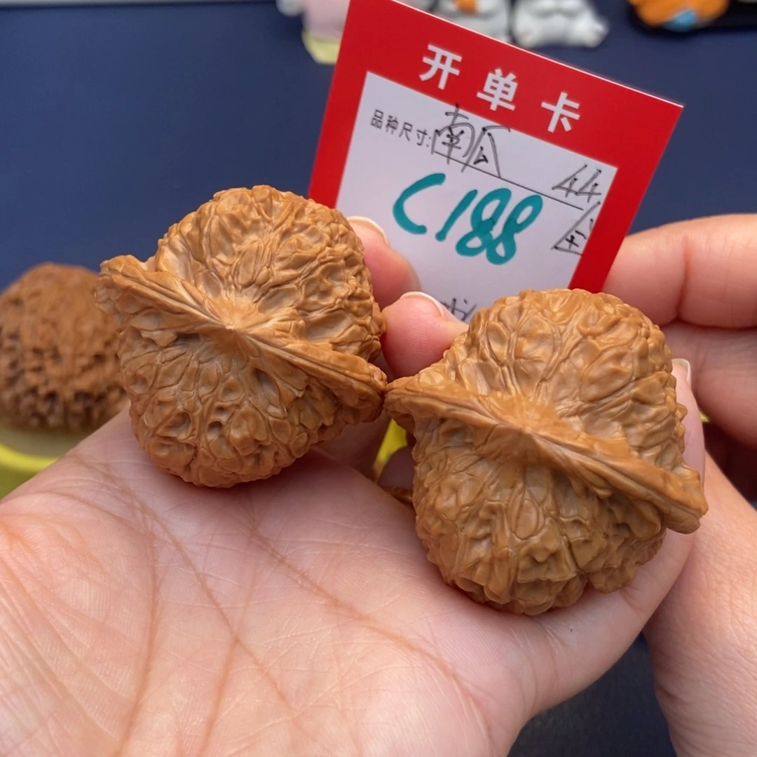 文玩核桃吊坠文玩核桃