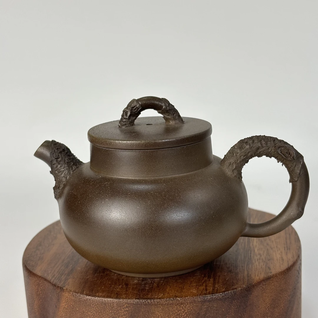 温志乐纯手工柴烧精品窑宝坭兴陶仿生松桩高端精品茶壶