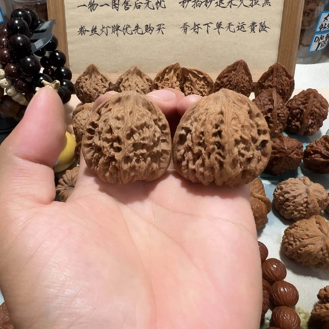16号文玩核桃41尺南疆石