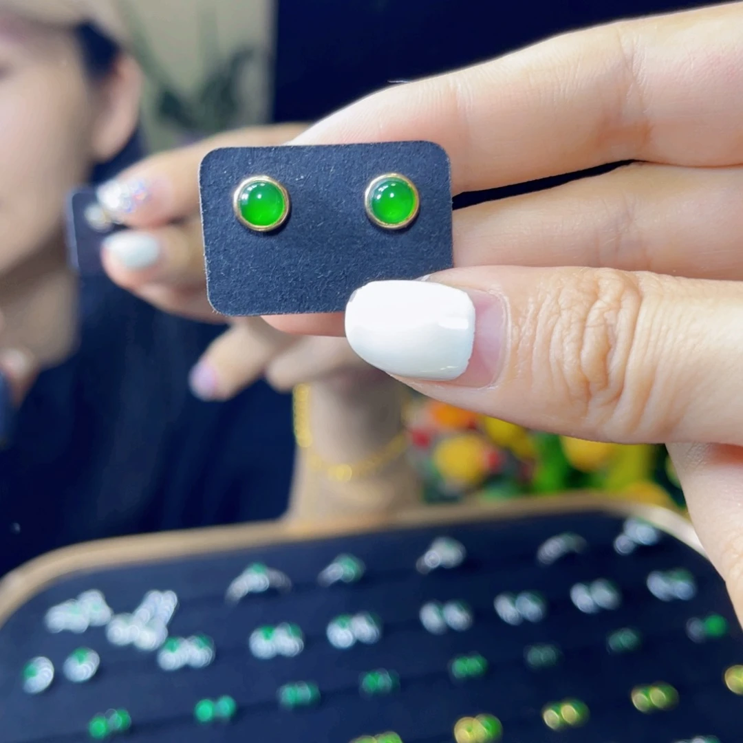 翡翠银S925镶嵌耳饰翡翠款式多人