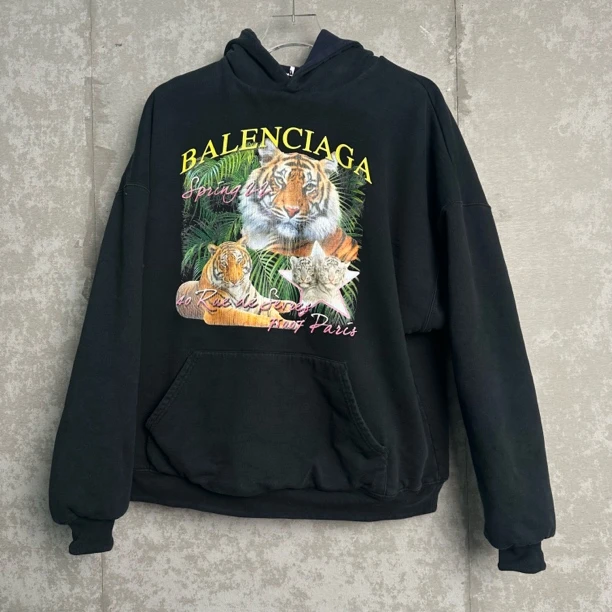 未使用 WE11 DONE 1*1/巴黎世家双面穿龟裂FBI虎年印花帽衫/17766