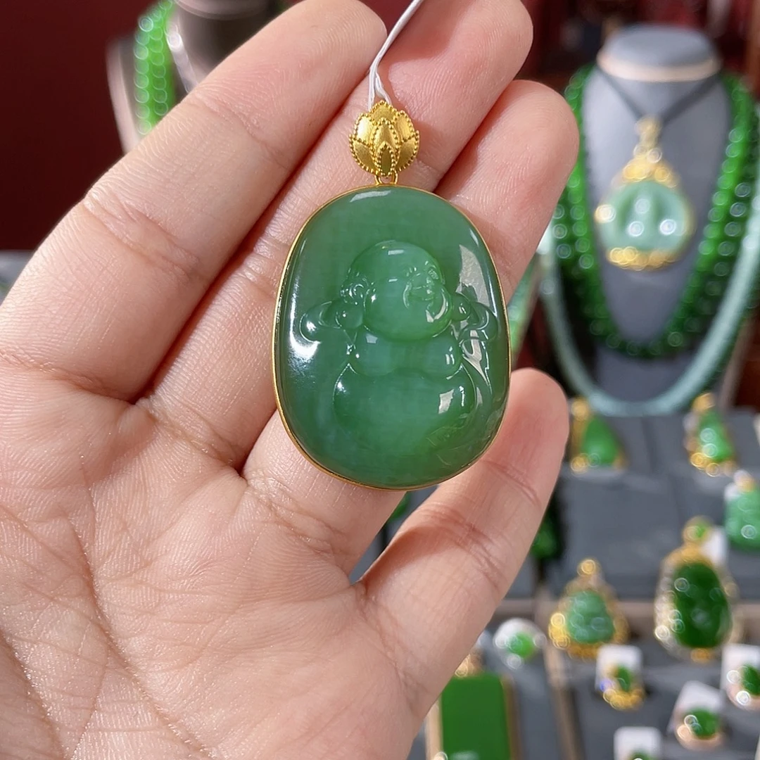 和田玉（碧玉）18K金镶嵌颈饰