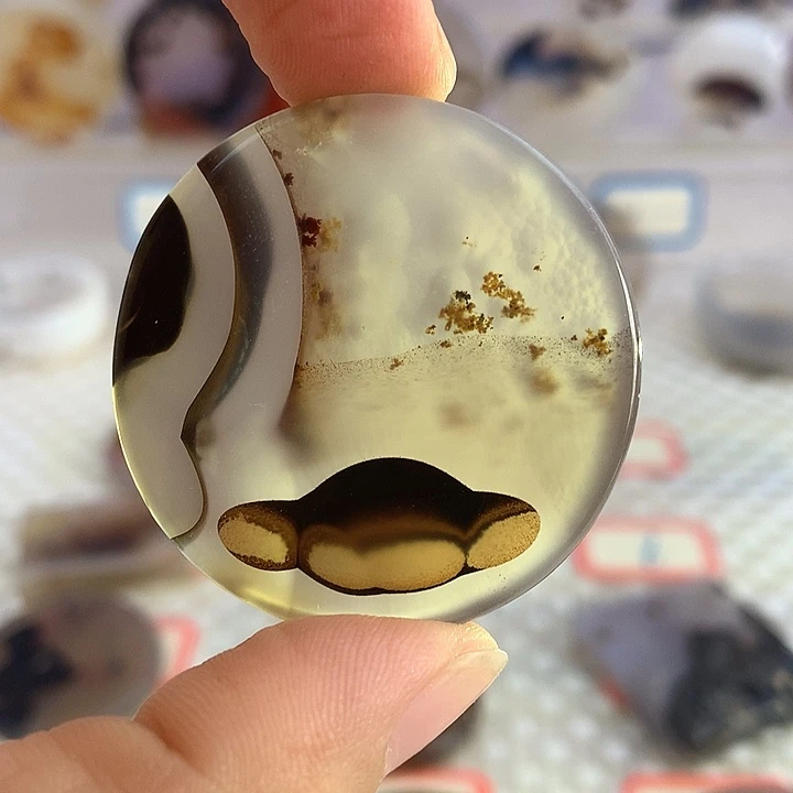 玛瑙/玉髓合金颈饰