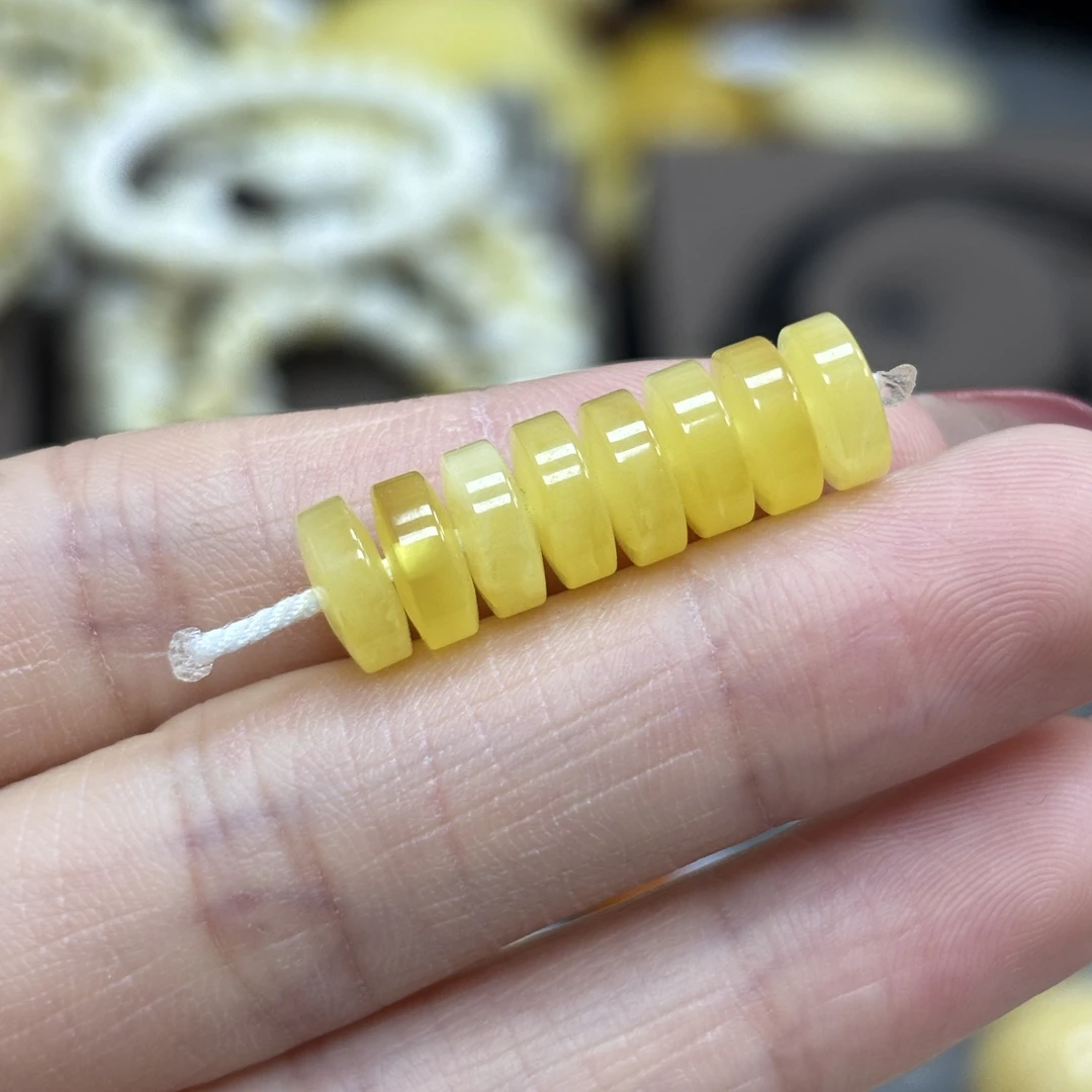 8.0*3.0mm药片隔珠微瑕· 小妖珠宝天然原矿琥珀蜜蜡