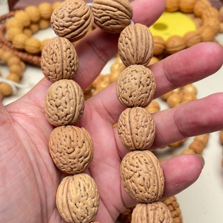 ****微桃核手串福袋原皮