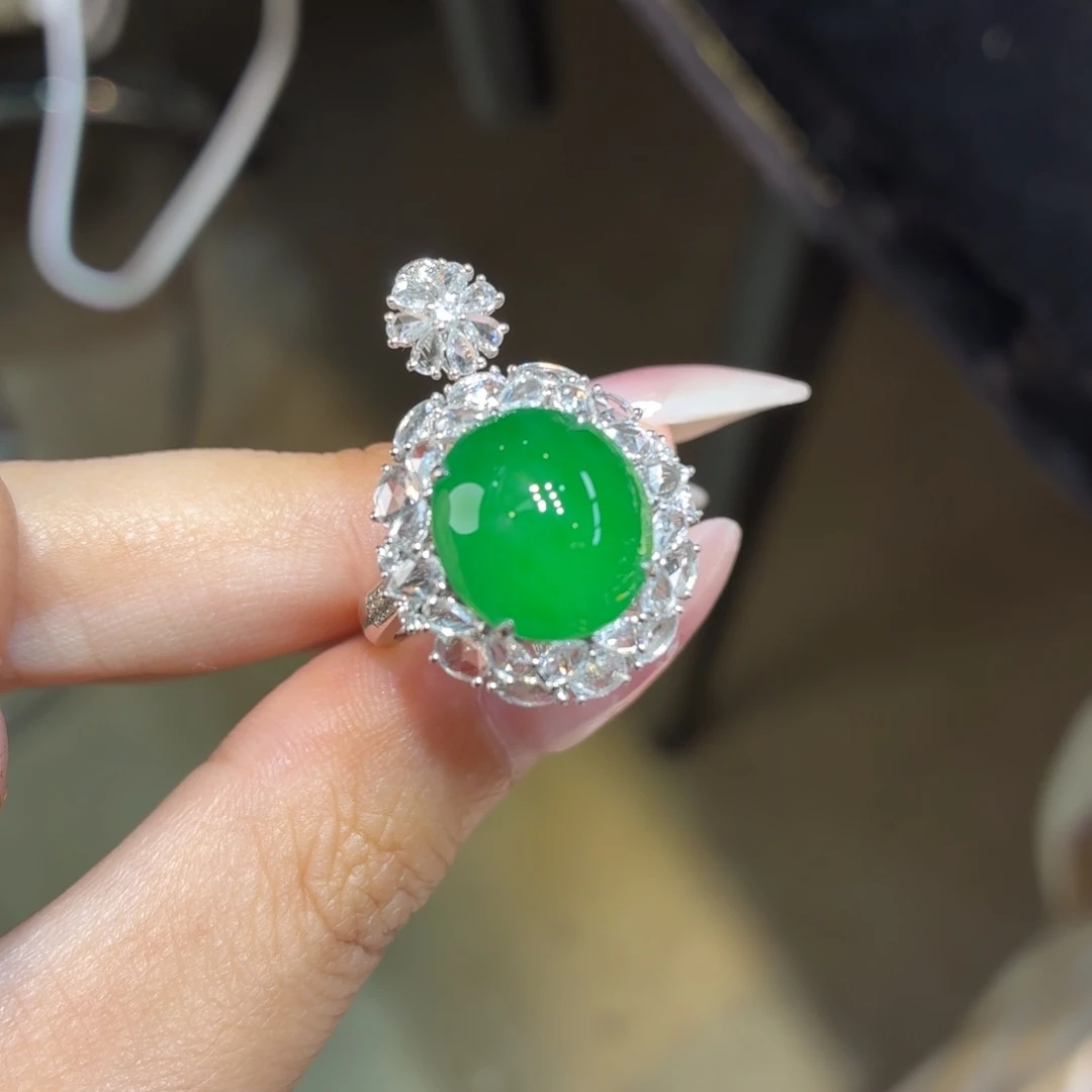 翡翠18K金镶嵌颈饰天然缅甸翡翠