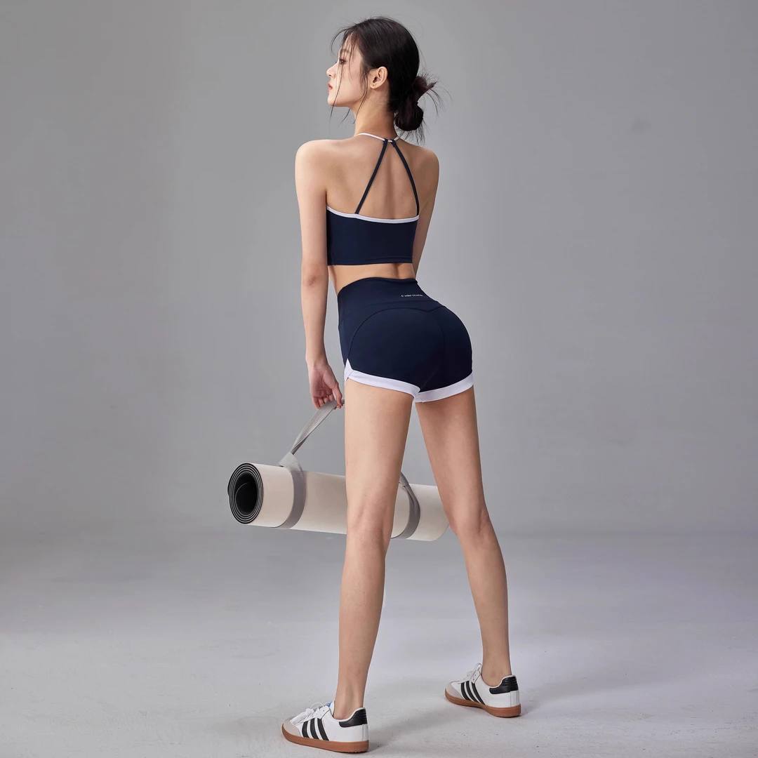 瑜伽服套装女美背跑步防震运动内衣专业普拉提塑形运动服健身短裤