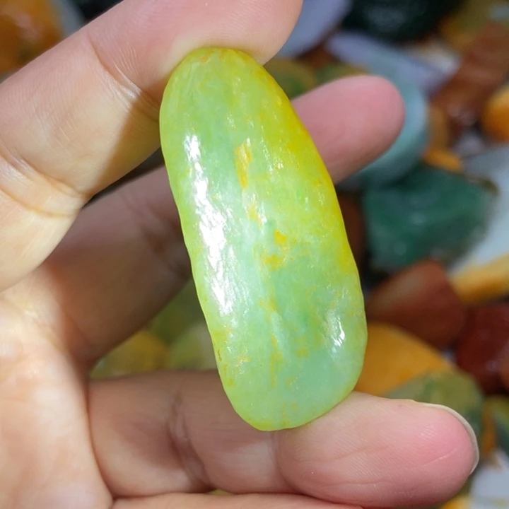 翡翠未镶嵌挂件缅甸翡翠