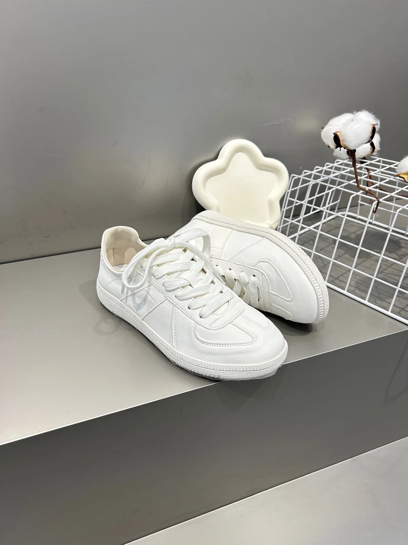 2025新款春季平底百搭小白鞋运动鞋休闲鞋韩版潮鞋子223-16