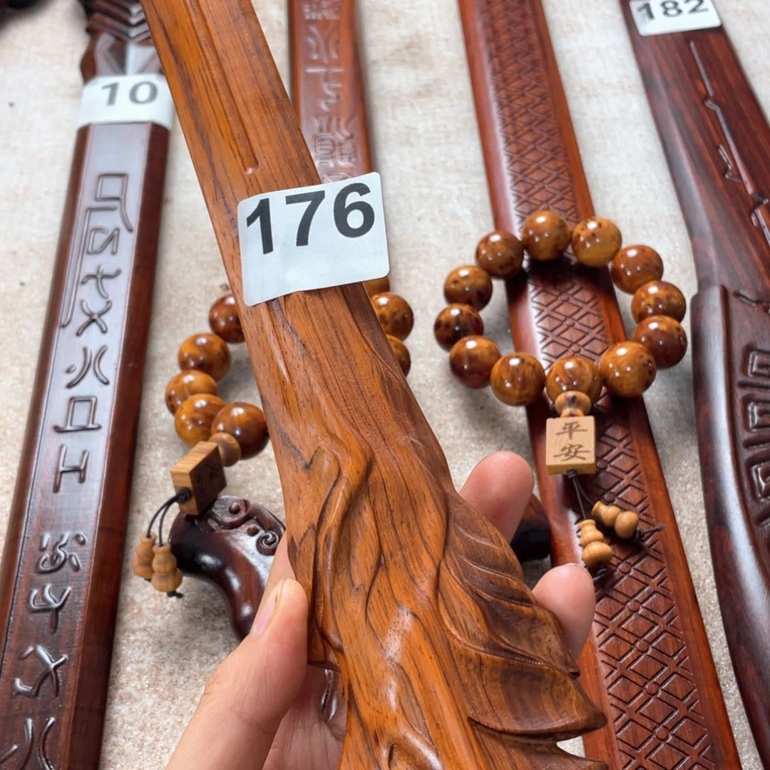 非洲紫檀（红花梨）飞****马微瑕176绍氏紫檀剑身不直