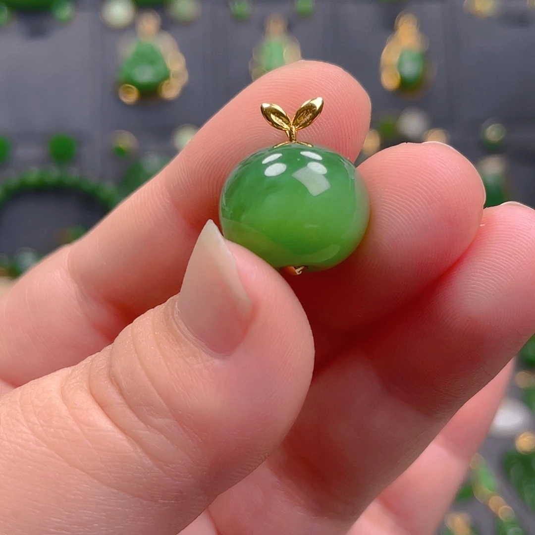 和田玉（碧玉）18K金镶嵌吊坠(不含链)980