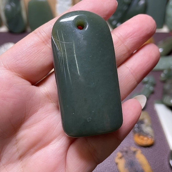 和田玉（糖玉）未镶嵌颈饰