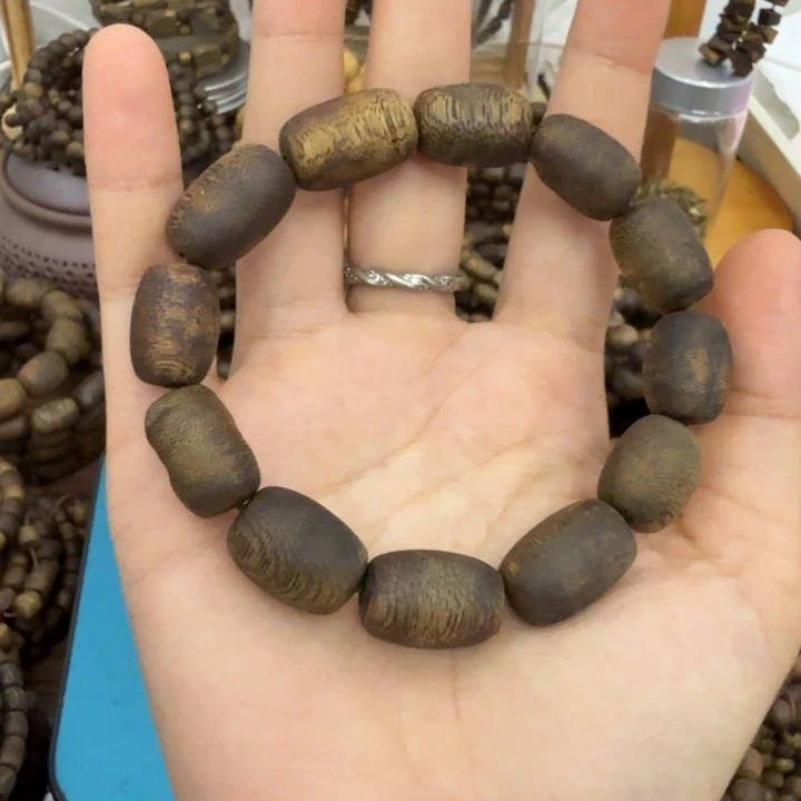 沉香碎屑沉香欧*耶【奇香山】1.2单圈圆珠 12克➕