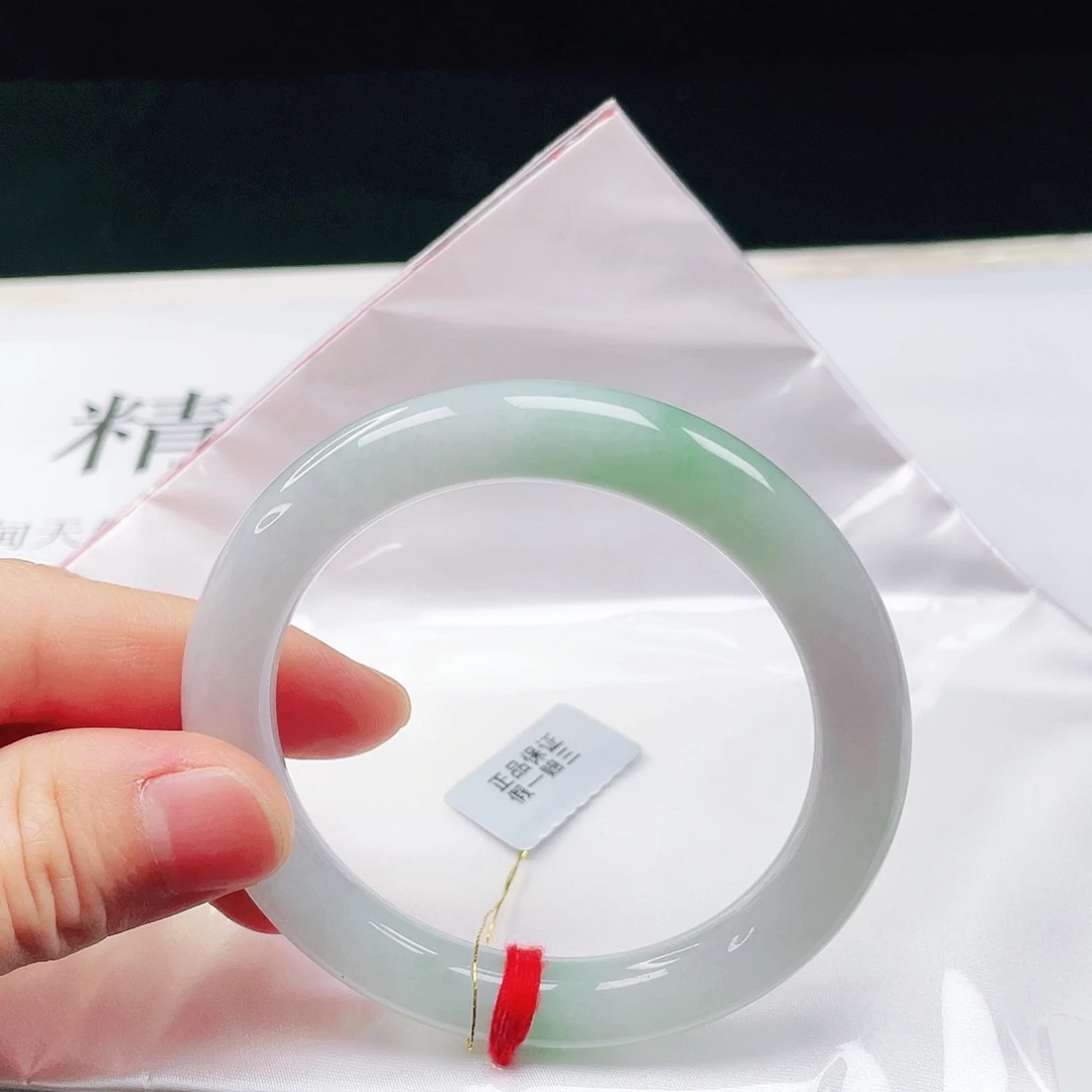 翡翠未镶嵌手镯（圆镯）56➕圈口
