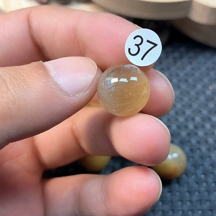 给***耶水晶吊坠(不含链)未镶嵌