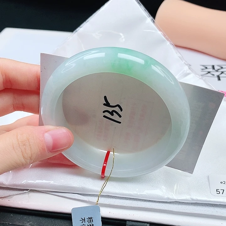 翡翠手镯未镶嵌缅甸天然a货手镯57+