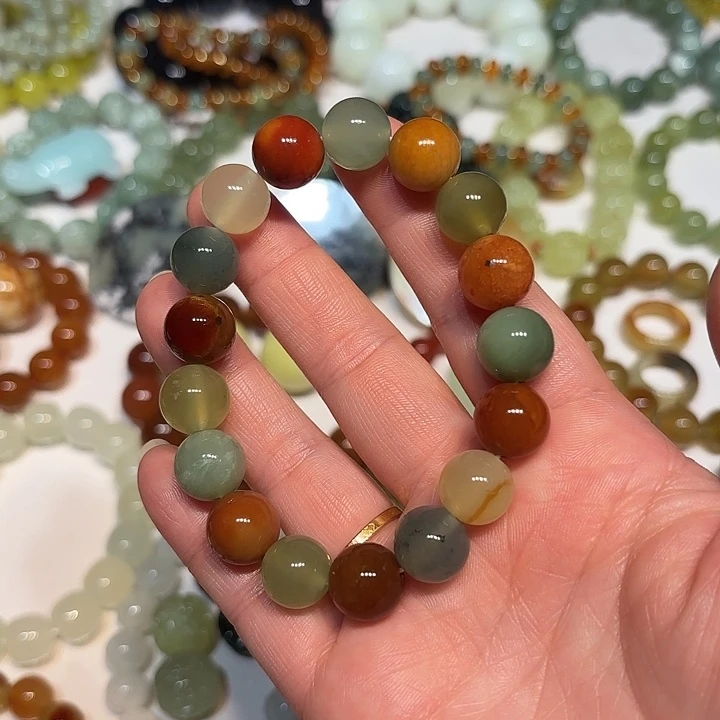 秋***风蛇纹石玉未镶嵌手串