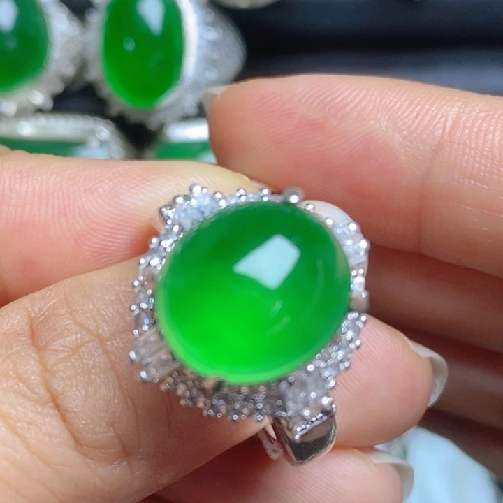 翡翠未镶嵌挂件蛋面