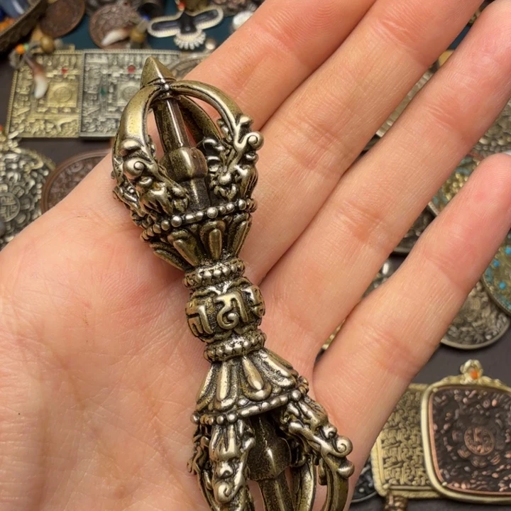 藏传文玩九宫如图