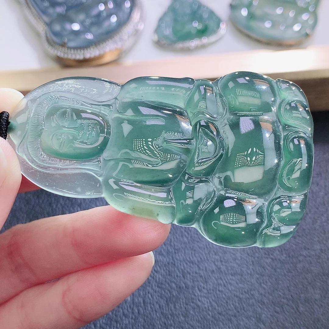 翡翠未镶嵌挂件翡翠