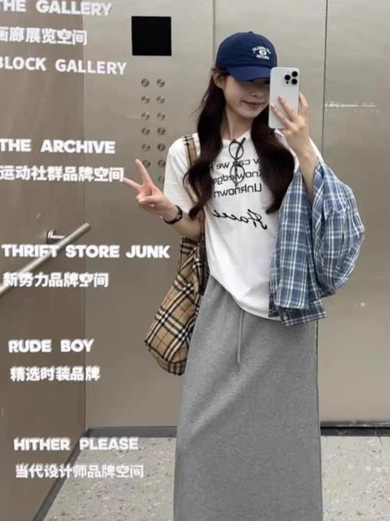 3M32-8242夏季新款简约抽绳高腰直筒运动风休闲中长款半身裙女