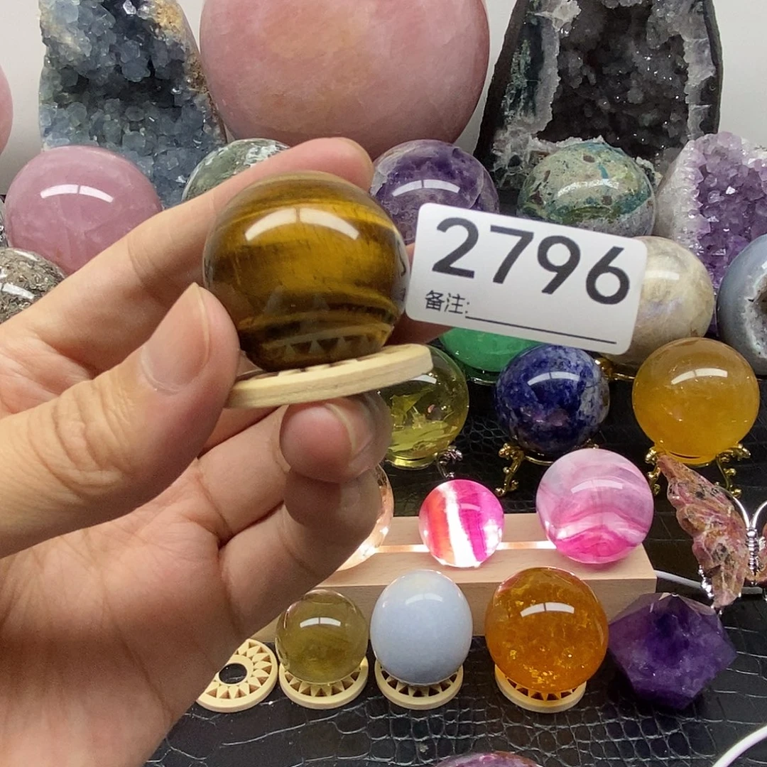 x***m未镶嵌水晶大型摆件（非配饰）