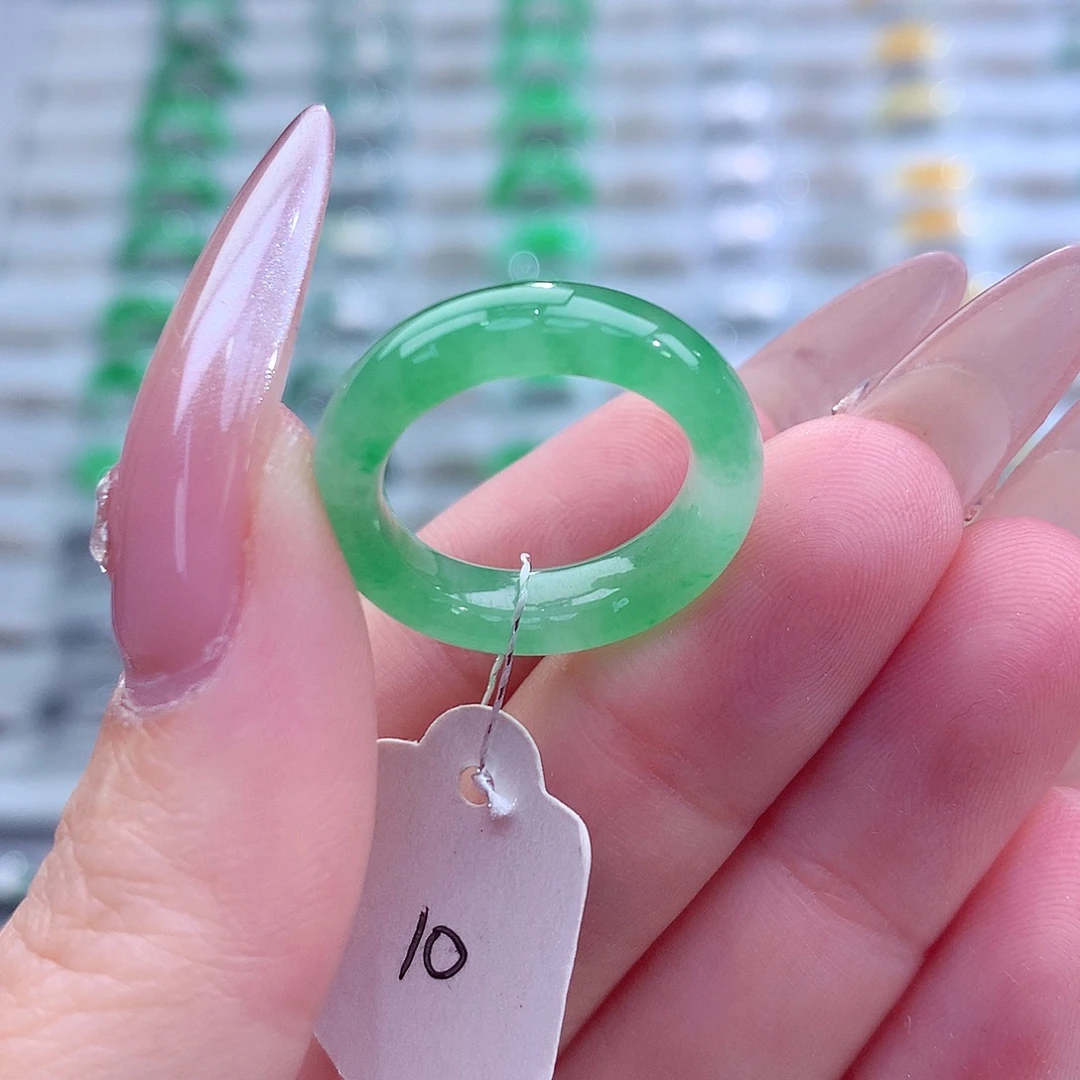 翡翠未镶嵌戒指天然