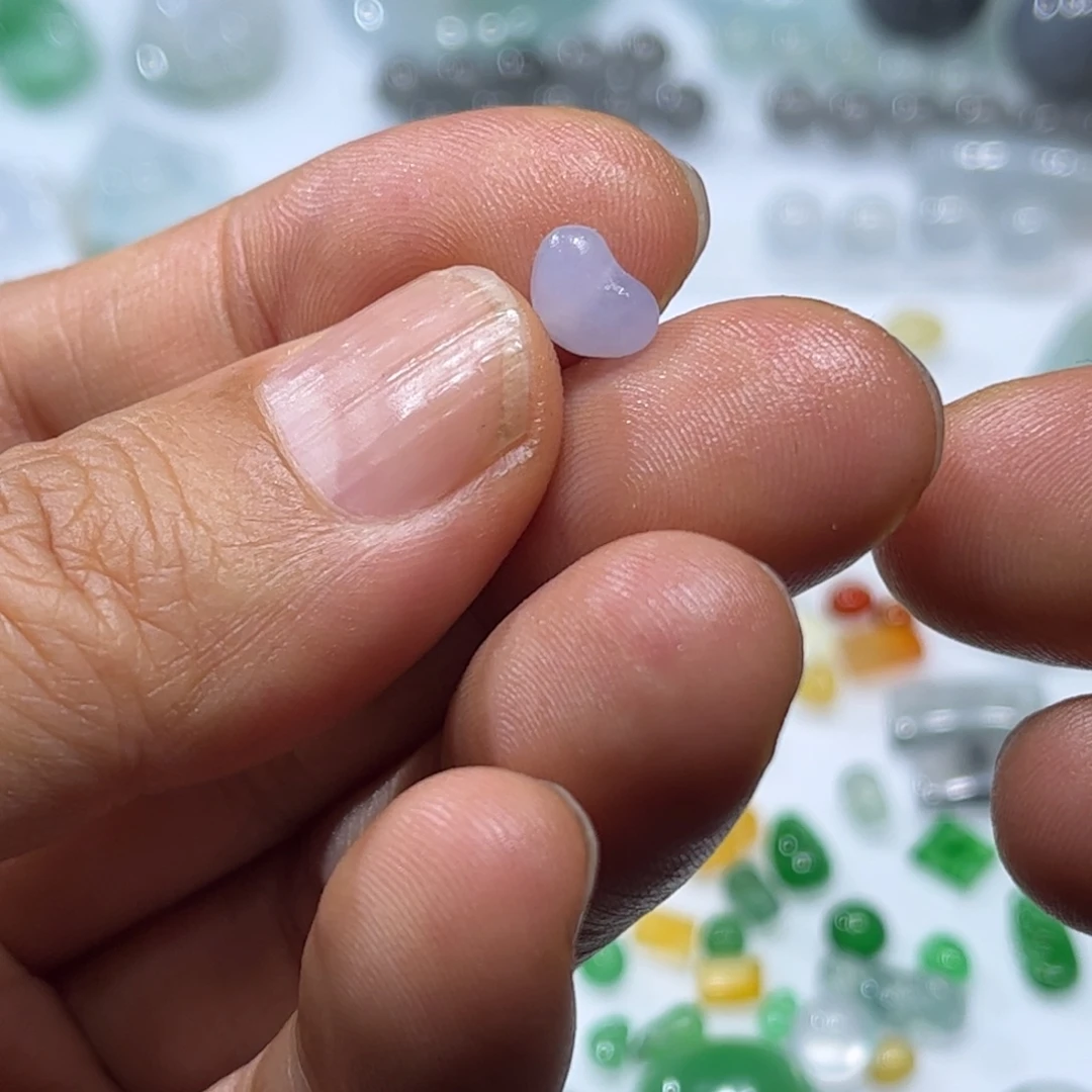 定制翡翠未镶嵌心