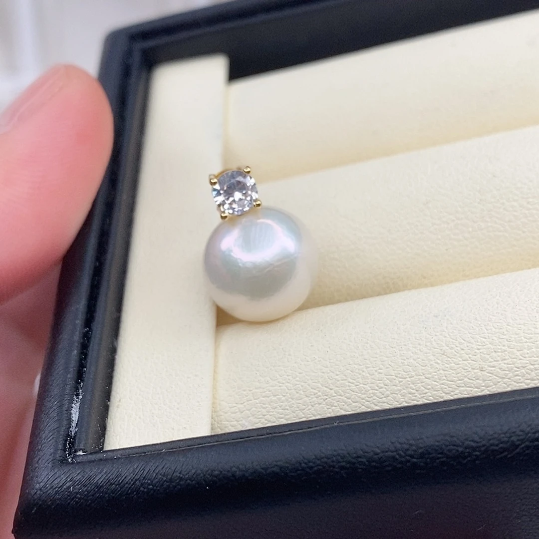 淡水珍珠合金吊坠(不含链)12/13mm有瑕疵