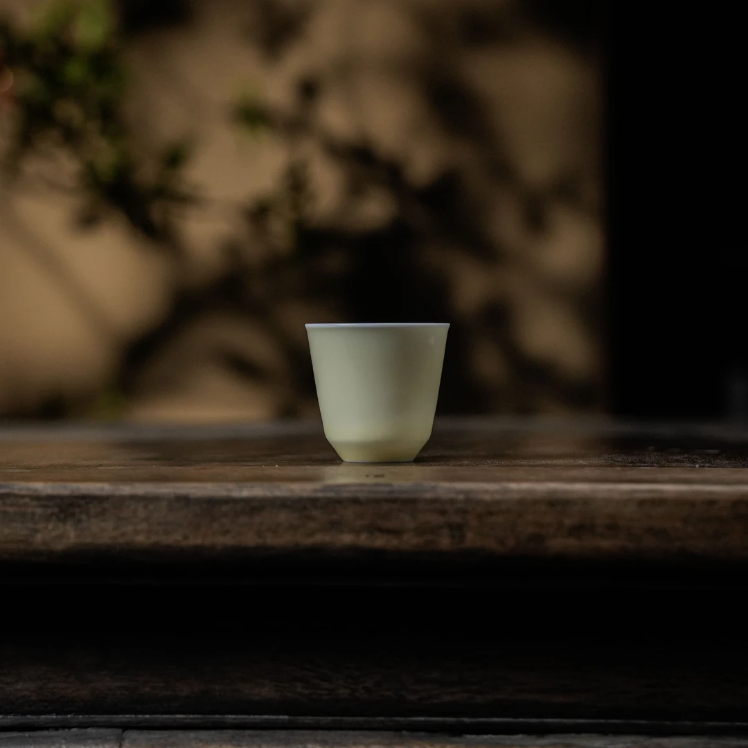 【小田甄陶】月光白品茗杯满容50ml（Q8408）