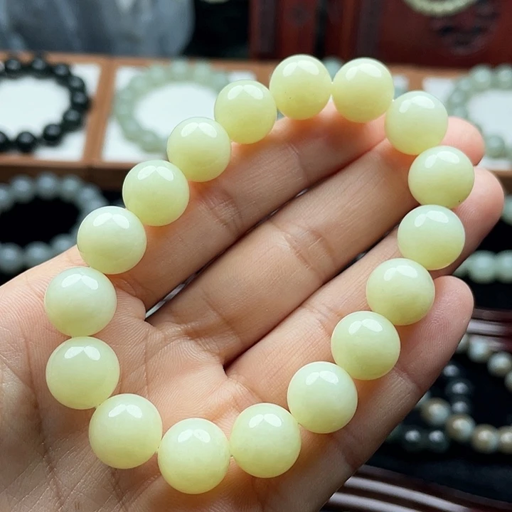 和田玉未镶嵌手串