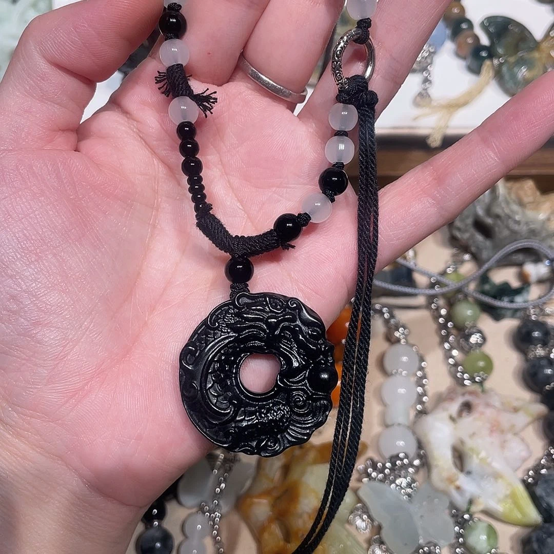 蛇纹石玉合金颈饰