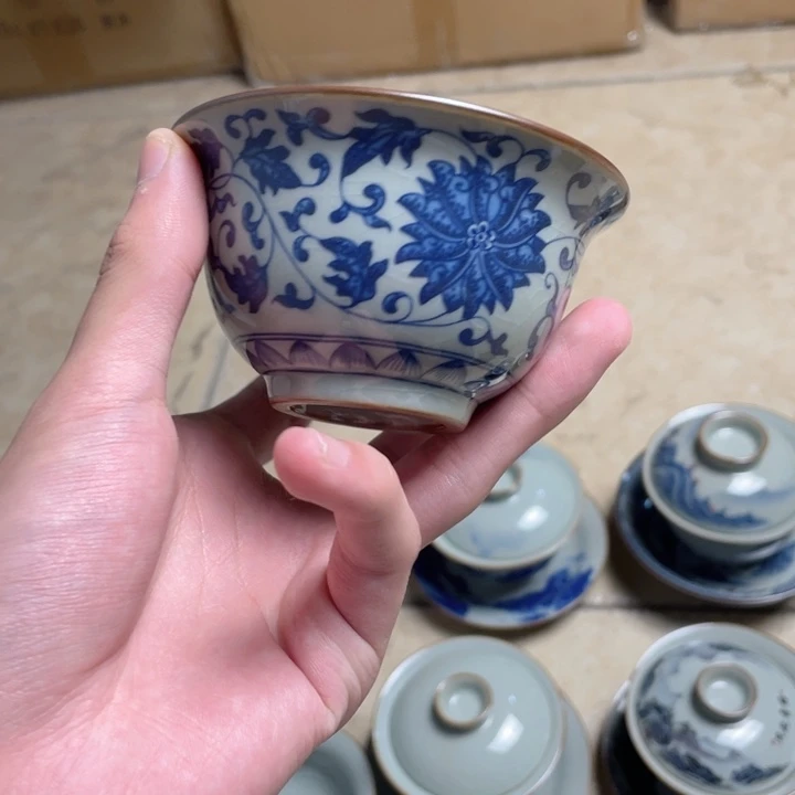 瓷片青花缠枝莲吧jjj