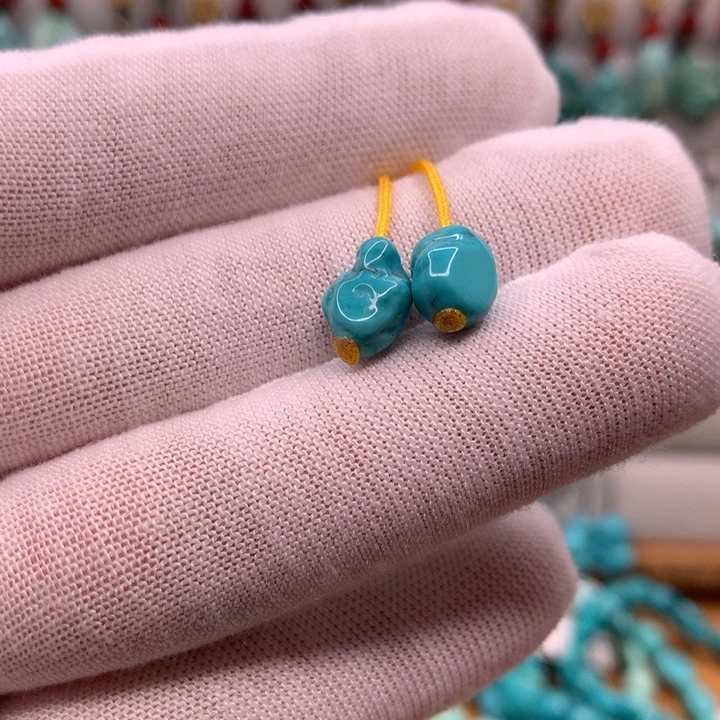 绿松石未镶嵌原矿