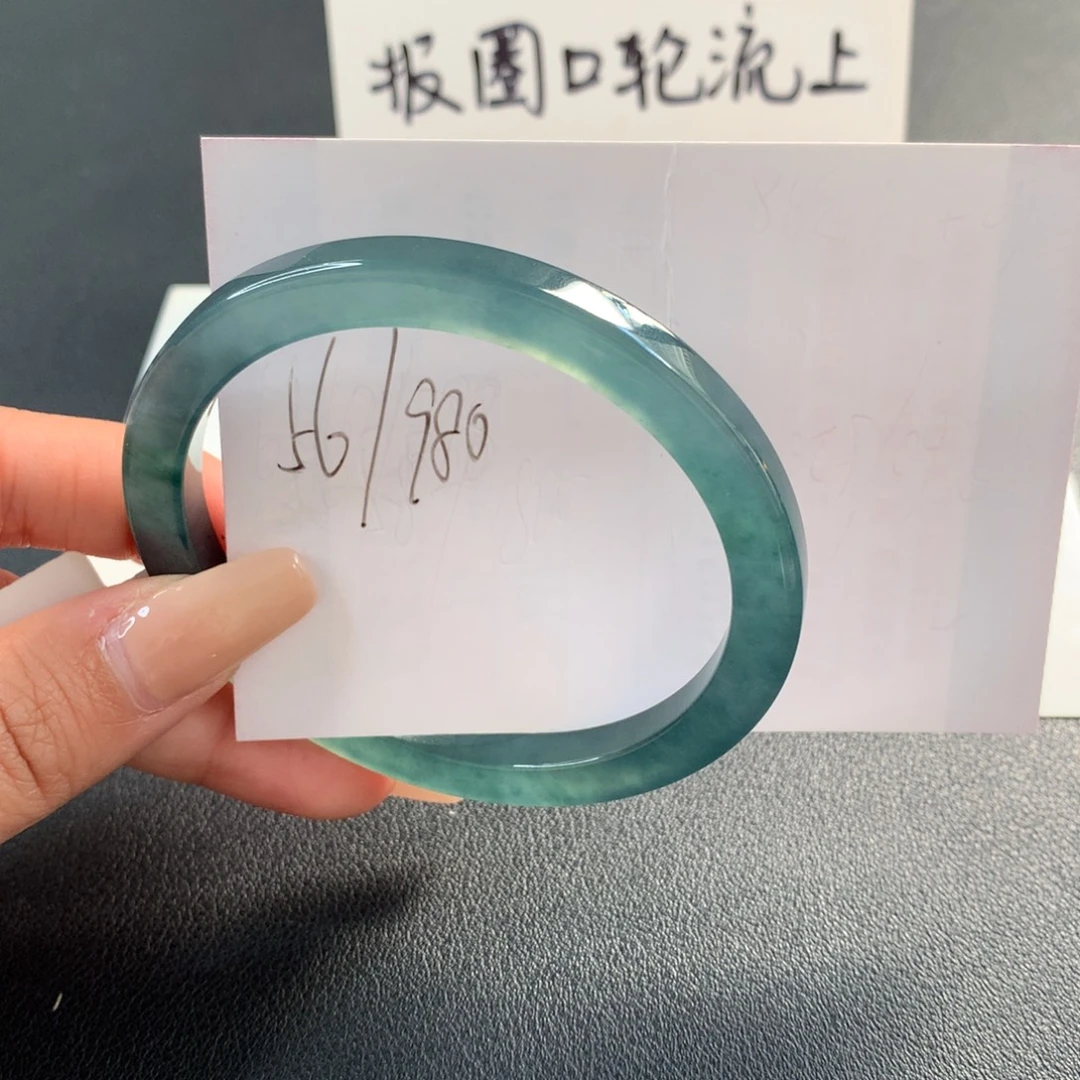 翡翠未镶嵌手镯天然翡翠