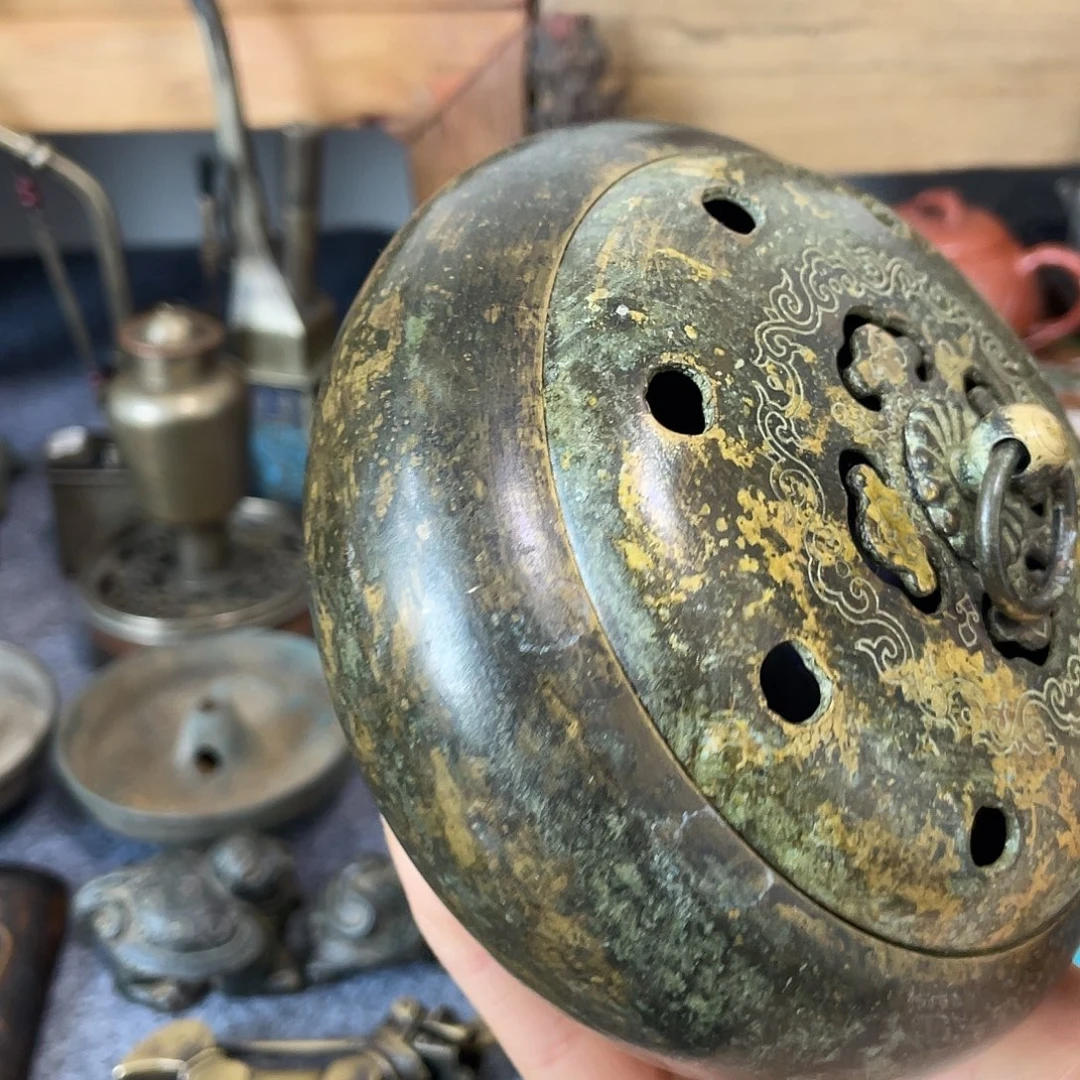 清***流铜摆件一个小物件。