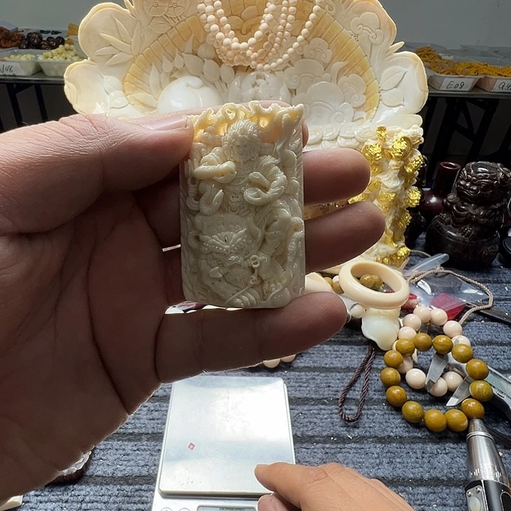 张***大果紫檀（缅甸花梨）68