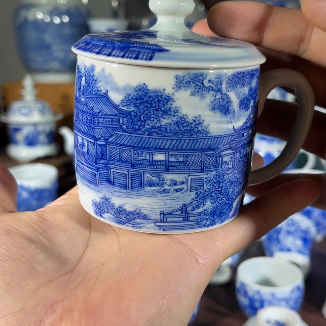 杯子手工手绘的陶瓷，