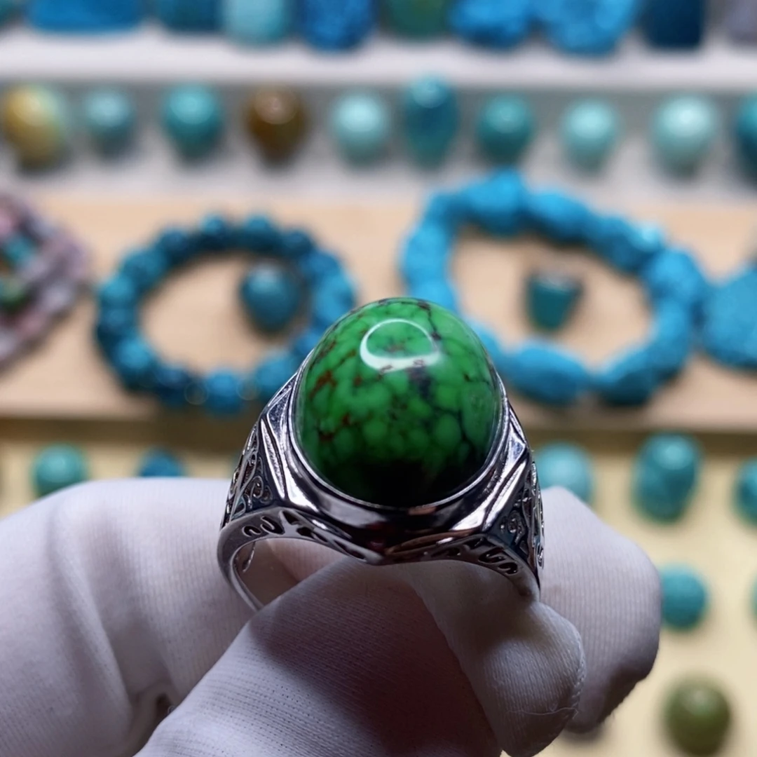 未镶嵌绿松石珠宝奇石