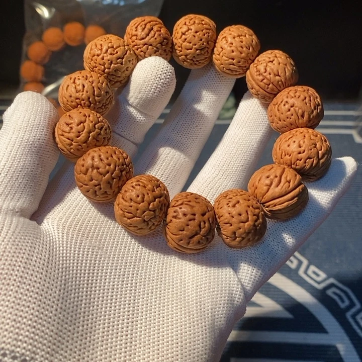 文玩核桃手串……4