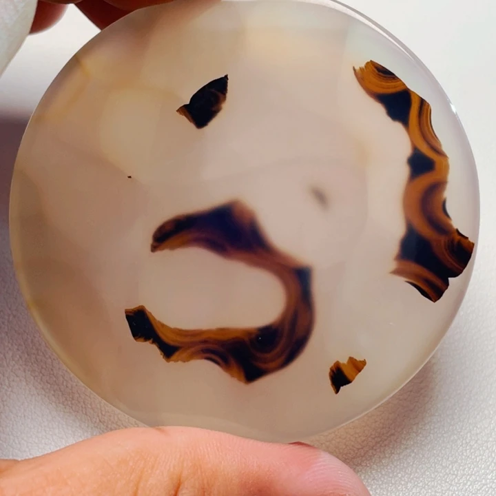 玛瑙/玉髓颈饰未镶嵌时***跑