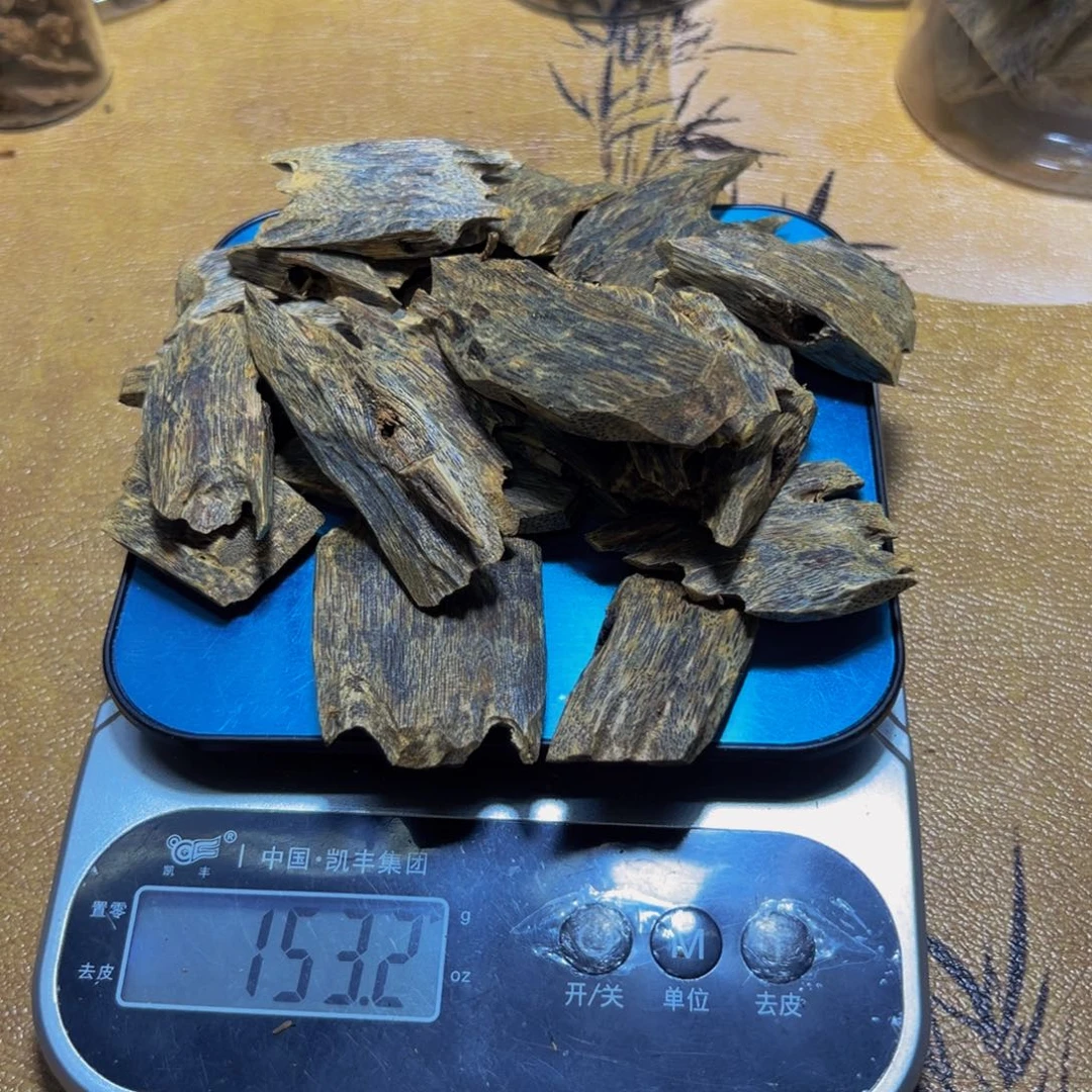沉香沉香碎屑爱*海陆丰白棋