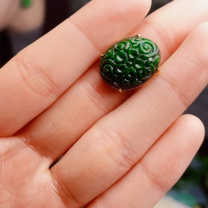 翡翠银S925镶嵌颈饰多样性