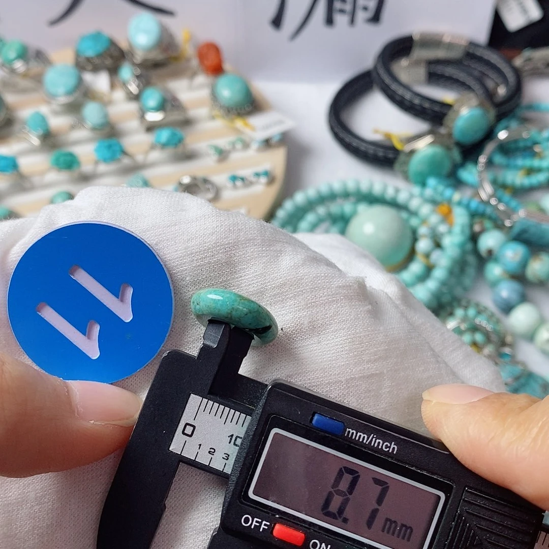 未镶嵌南红玛瑙珠宝奇石