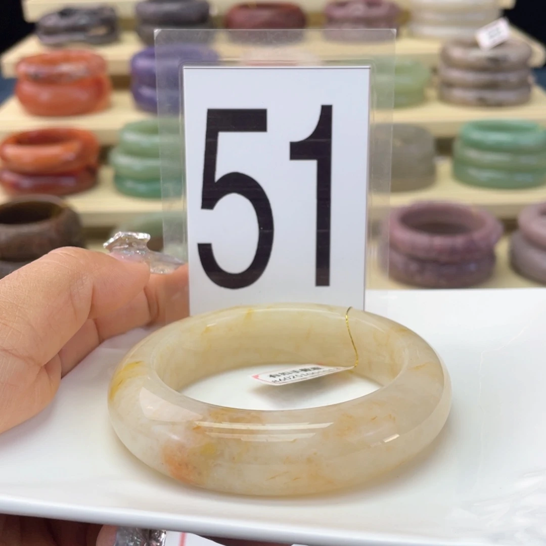 石英质玉未镶嵌手镯