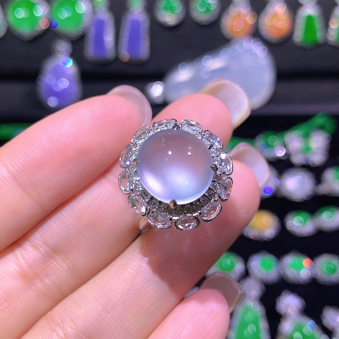 翡翠18K金镶嵌戒指玻璃种蛋面戒指