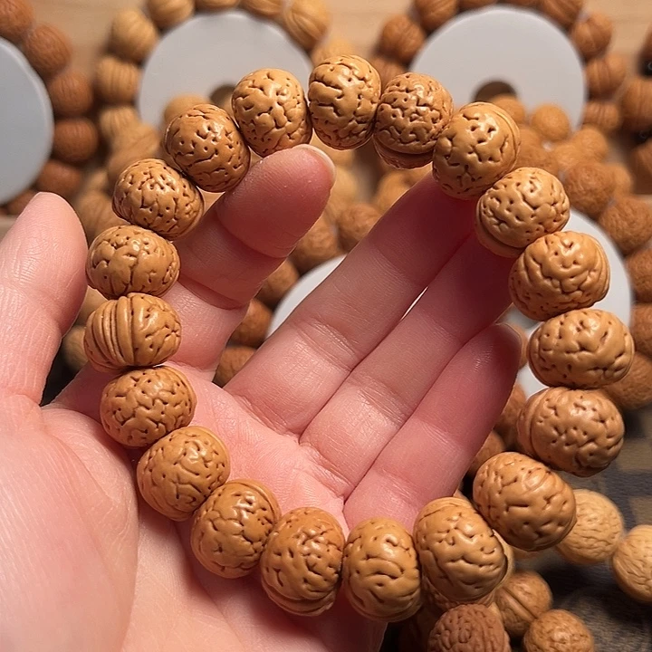 吊坠桃核桃核手串树王纽扣16➕