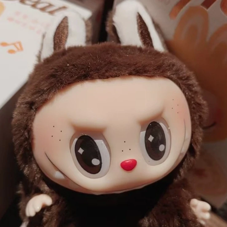 拉布布五队鞋子编号