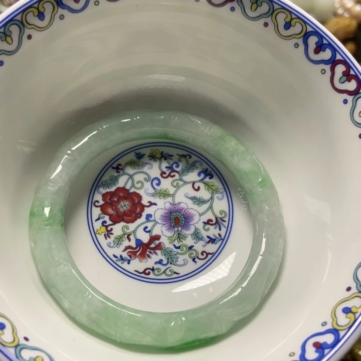 瓷片手镯好看好看好看